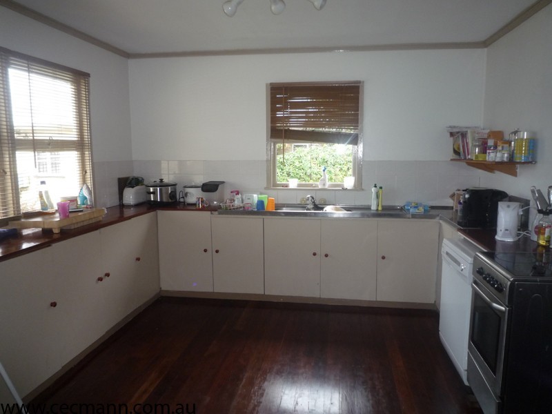 23 Leslie Parade, Stanthorpe QLD 4380