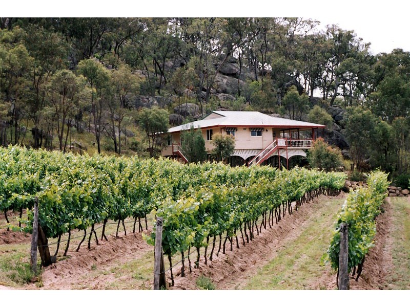 60 Zambelli Road, Stanthorpe QLD 4380