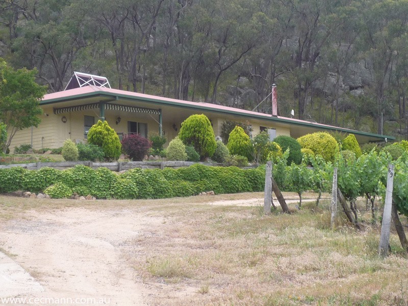 60 Zambelli Road, Stanthorpe QLD 4380