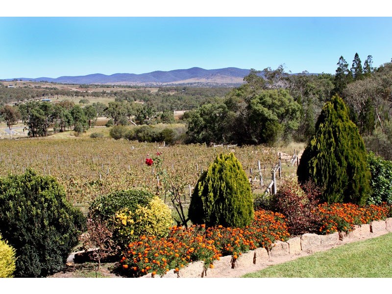 60 Zambelli Road, Stanthorpe QLD 4380