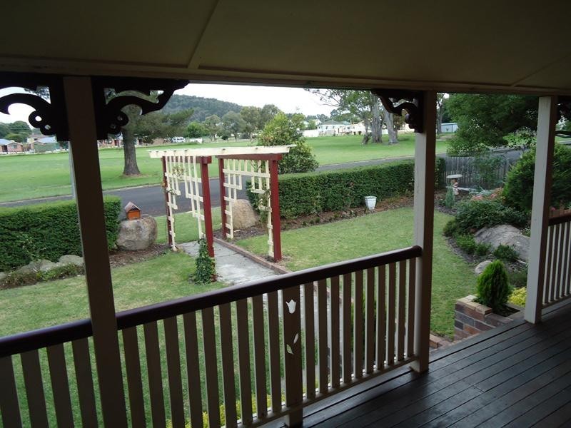 28 Short Street, Stanthorpe QLD 4380