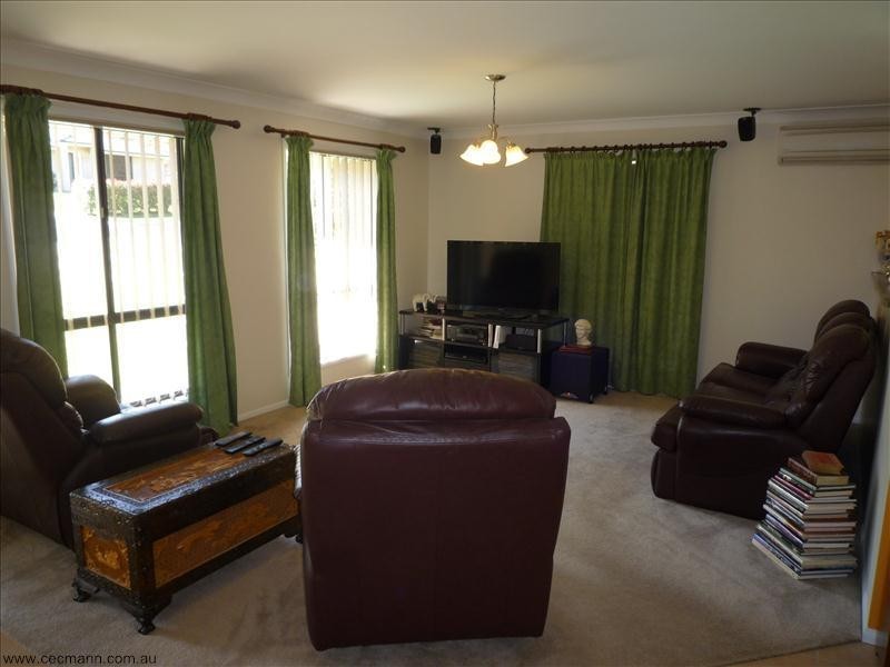 49 Hoult Street, Stanthorpe QLD 4380