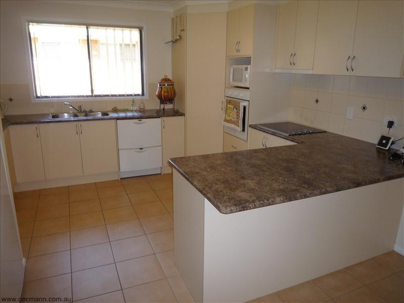 49 Hoult Street, Stanthorpe QLD 4380