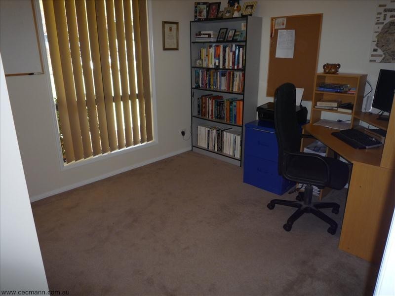 49 Hoult Street, Stanthorpe QLD 4380