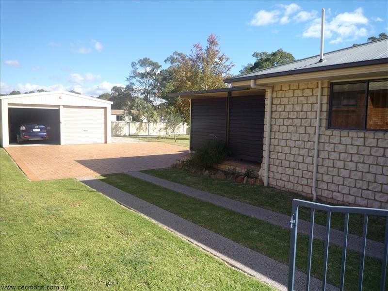 49 Hoult Street, Stanthorpe QLD 4380