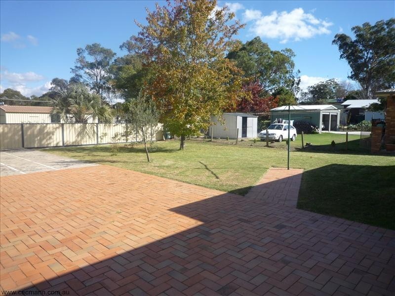 49 Hoult Street, Stanthorpe QLD 4380