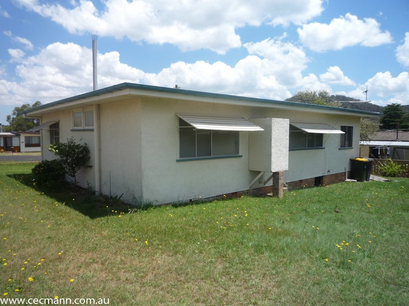 13 Gleeson  Street, Stanthorpe QLD 4380