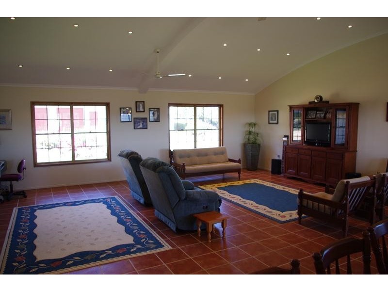 67 Rapisarda  Lane, Stanthorpe QLD 4380