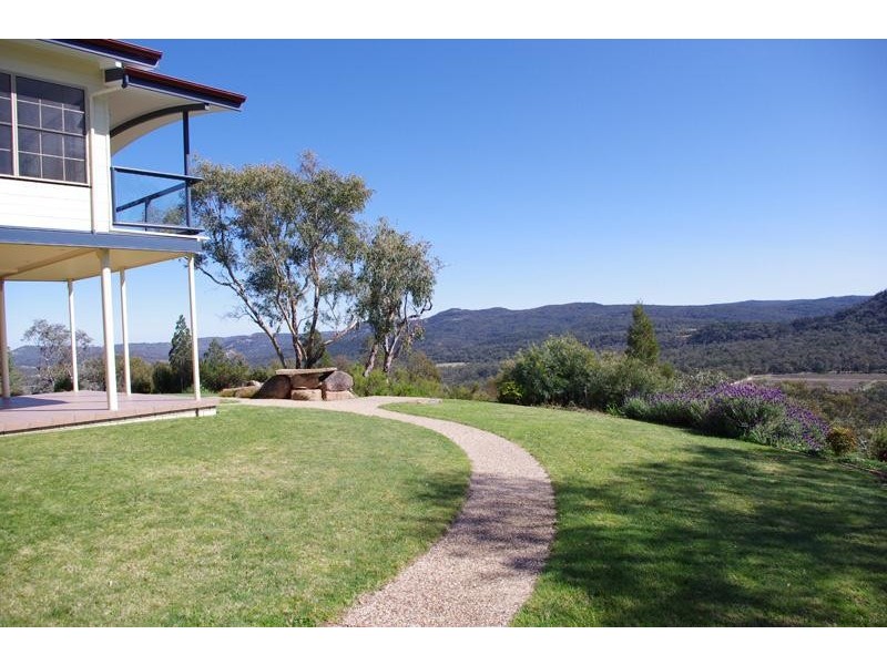 67 Rapisarda  Lane, Stanthorpe QLD 4380