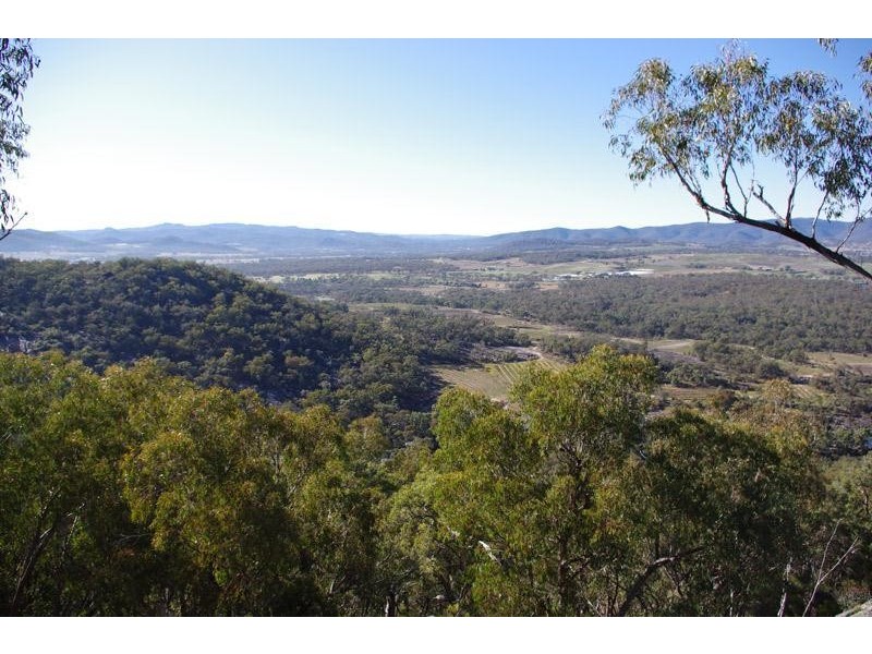 67 Rapisarda  Lane, Stanthorpe QLD 4380