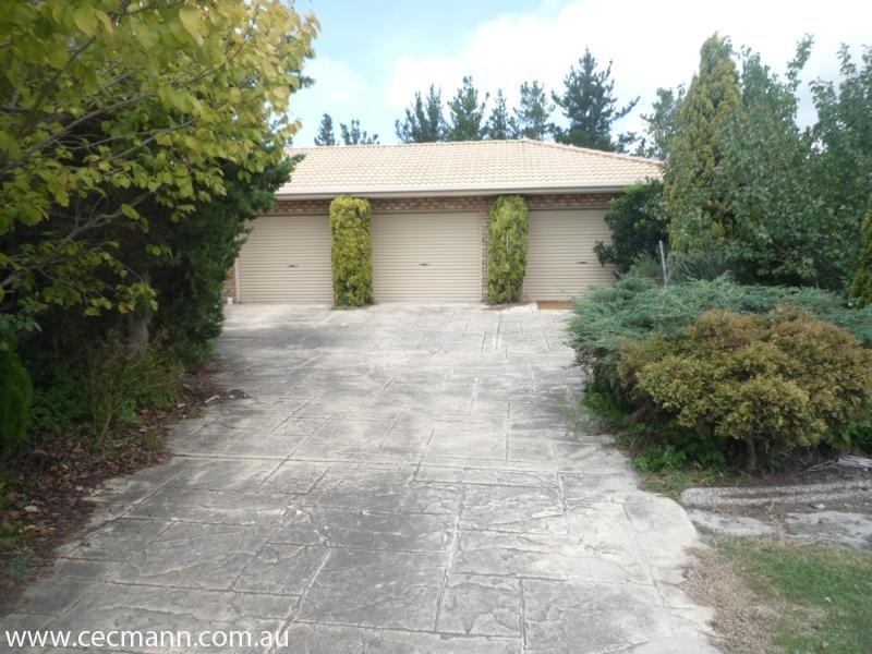 8 Brunckhorst Avenue, Stanthorpe QLD 4380