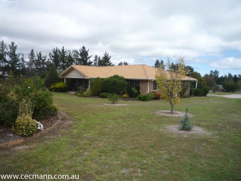 8 Brunckhorst Avenue, Stanthorpe QLD 4380