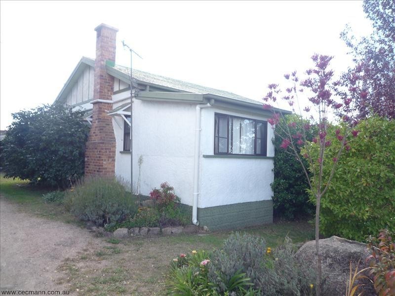 38 Hillcrest Street, Stanthorpe QLD 4380