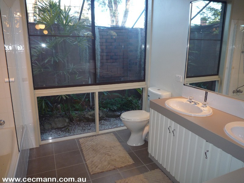 65 Greenup Street, Stanthorpe QLD 4380