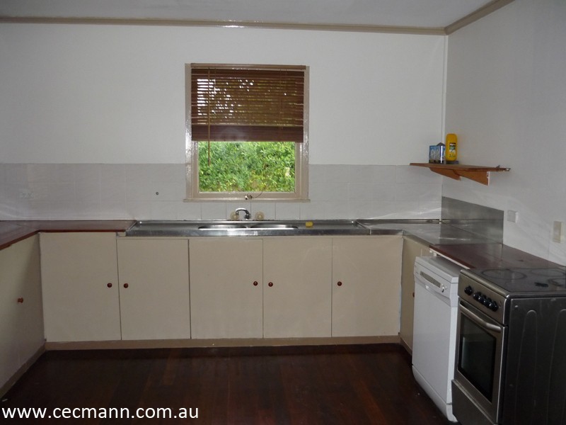 23 Leslie Parade, Stanthorpe QLD 4380