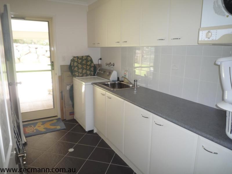 31 Moss Court, Stanthorpe QLD 4380