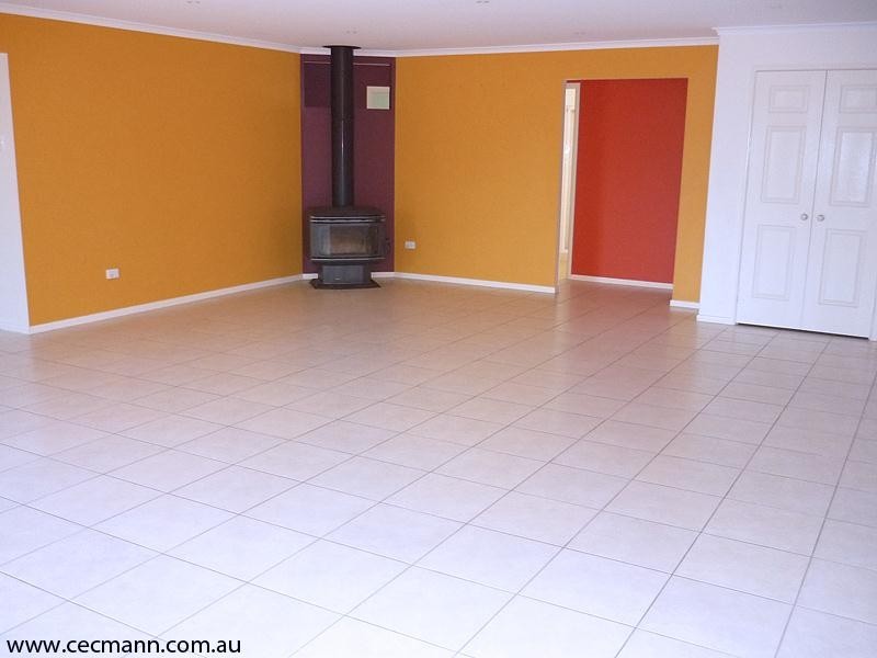 9 Barton Street, Stanthorpe QLD 4380