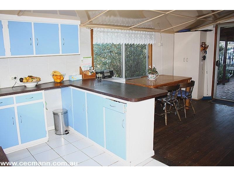 26 Halloran Drive, Stanthorpe QLD 4380