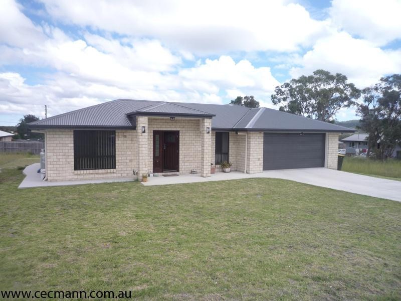 24 Barton Street, Stanthorpe QLD 4380