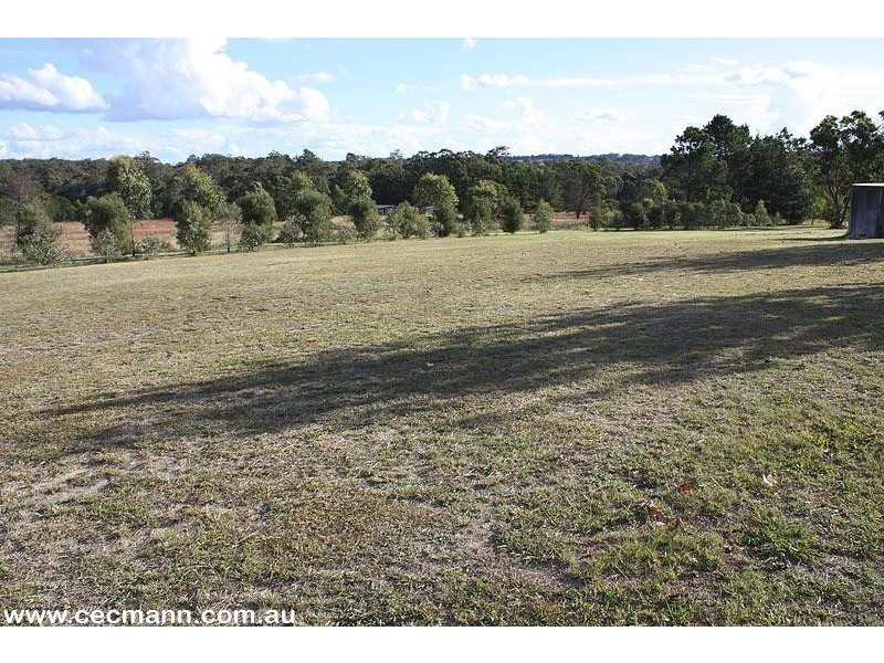 52 Tunnel Road, Stanthorpe QLD 4380