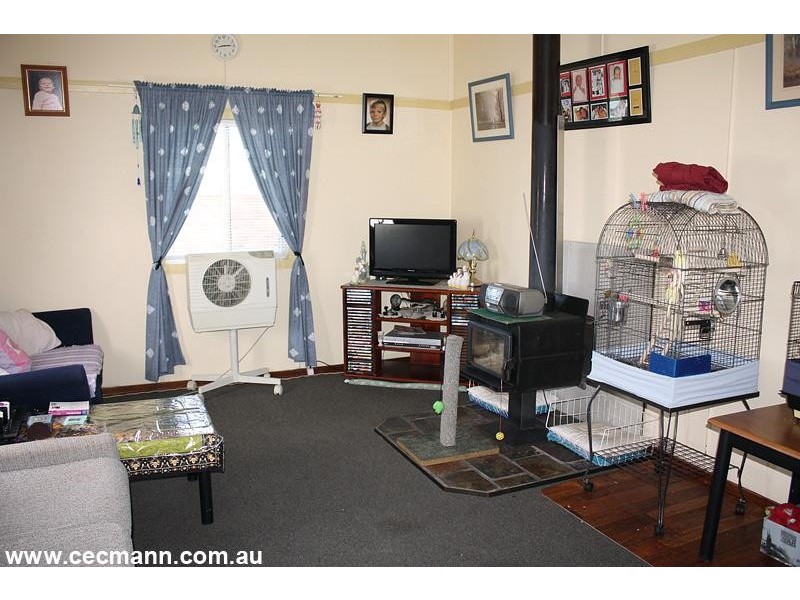 6 Sofia Street, Stanthorpe QLD 4380