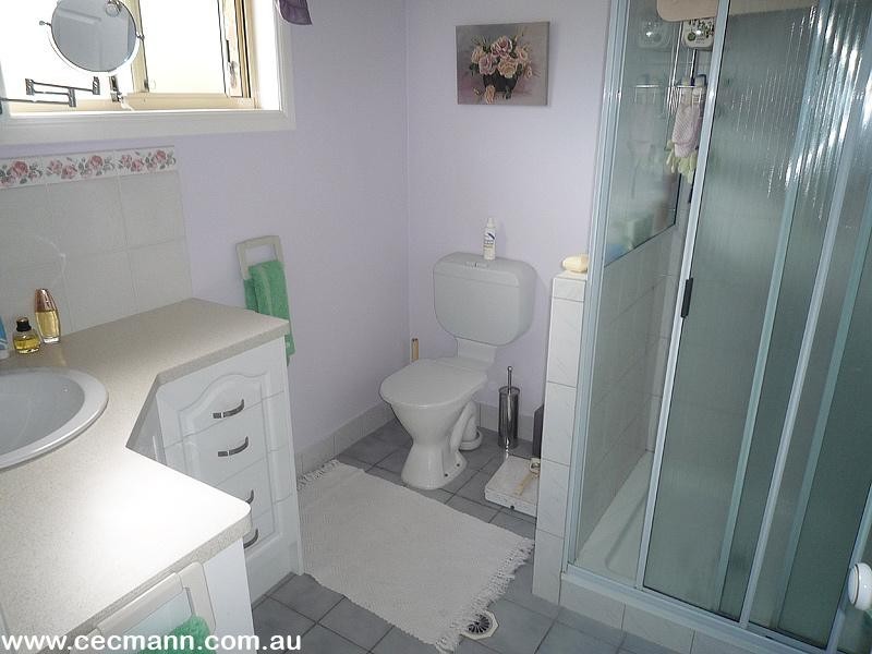 11 Pioneers Parade, Stanthorpe QLD 4380