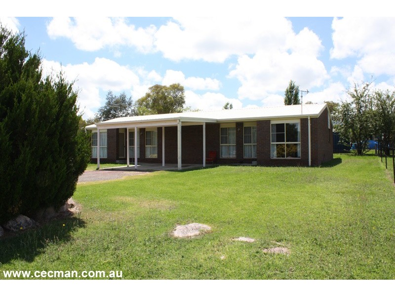 9 Talc Street, Stanthorpe QLD 4380