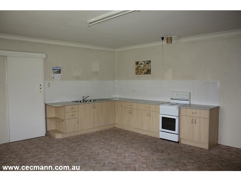 2 Plant Street, Stanthorpe QLD 4380