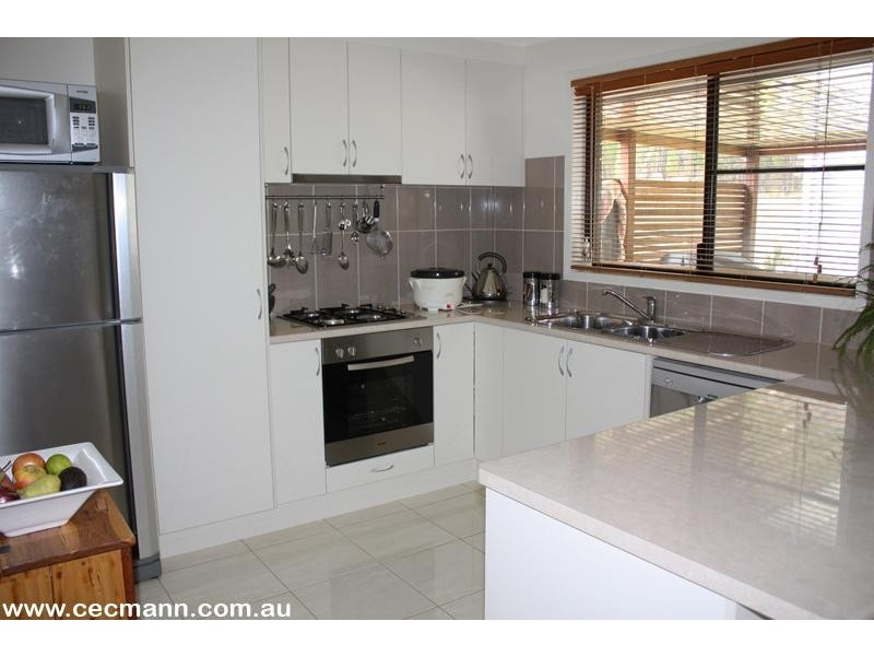 9 Micale Lane, Stanthorpe QLD 4380