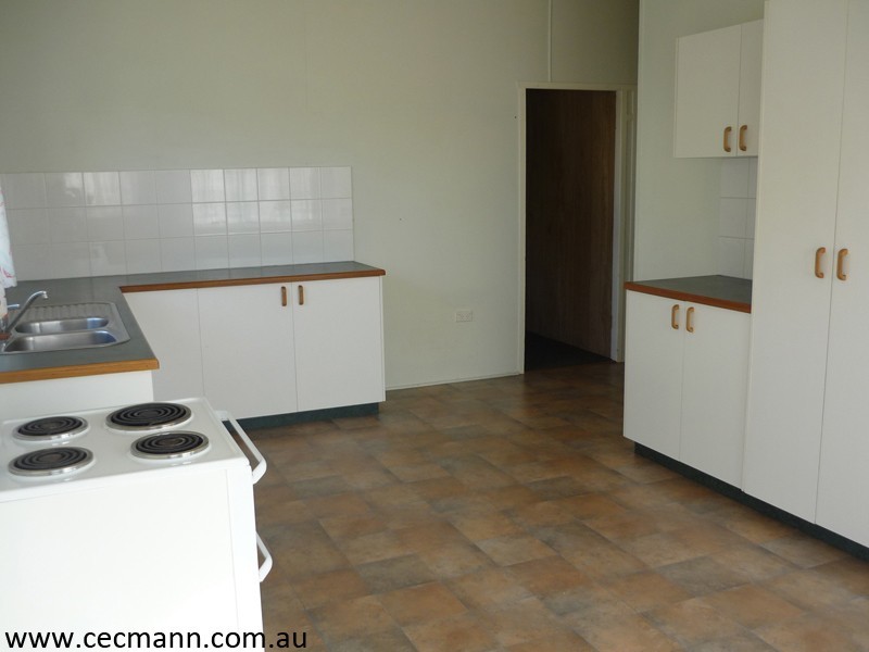 31 Denham Street, Stanthorpe QLD 4380