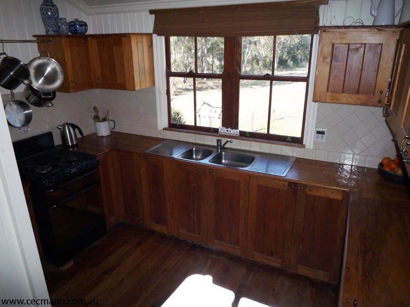 3 Clark Lane, Stanthorpe QLD 4380