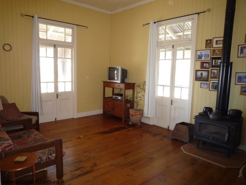 3 Clark Lane, Stanthorpe QLD 4380