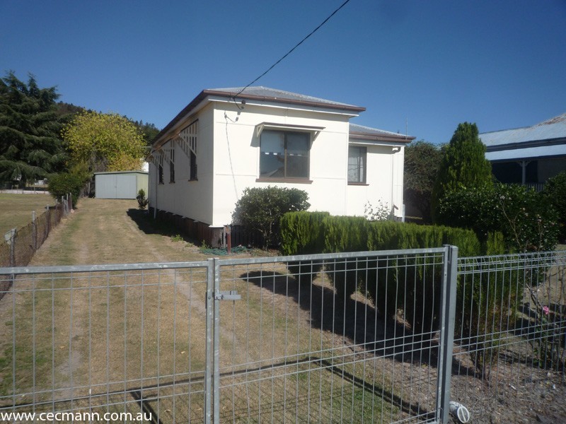 81 High  Street, Stanthorpe QLD 4380