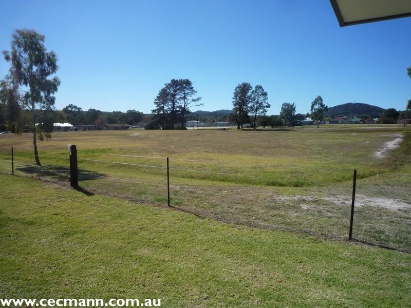 64 Railway Street, Stanthorpe QLD 4380