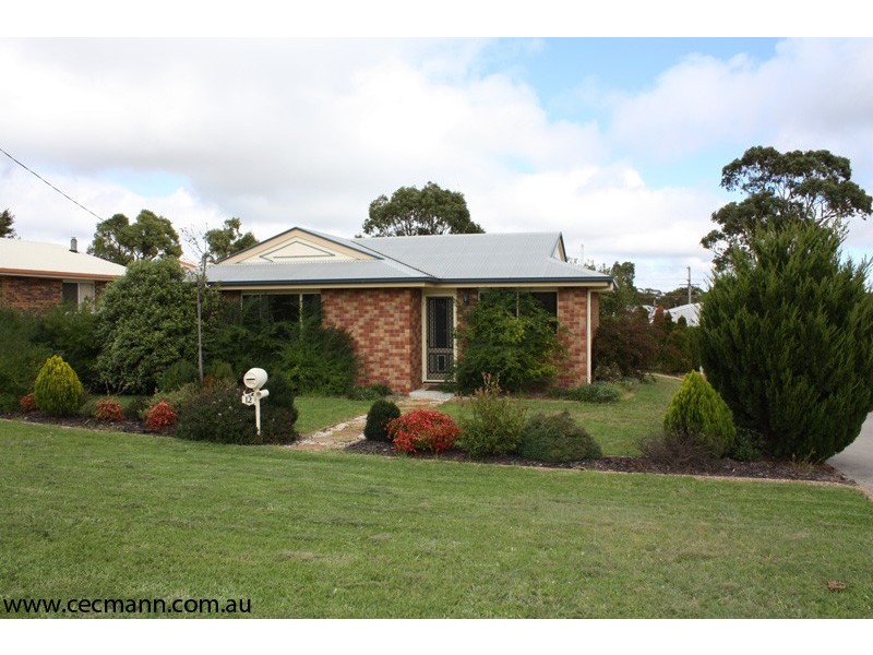 12 Barton Street, Stanthorpe QLD 4380