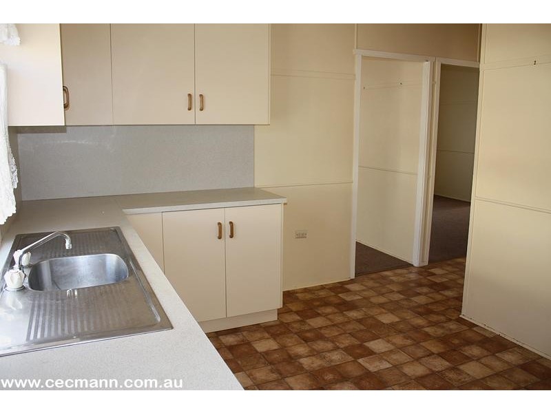 35 Hillcrest Street, Stanthorpe QLD 4380