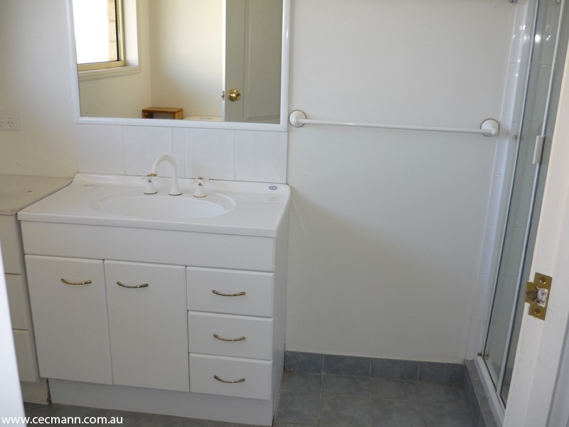 11 Barton Street, Stanthorpe QLD 4380