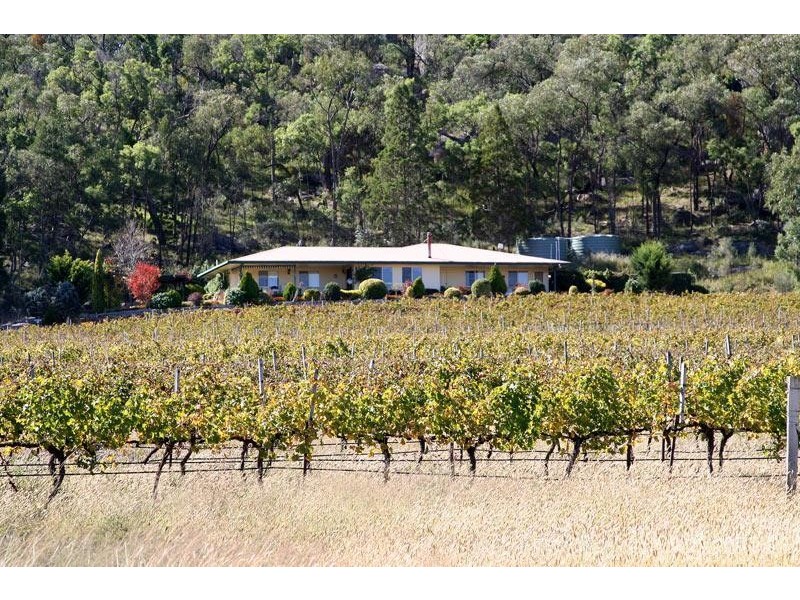 60 Zambelli  Road, Stanthorpe QLD 4380