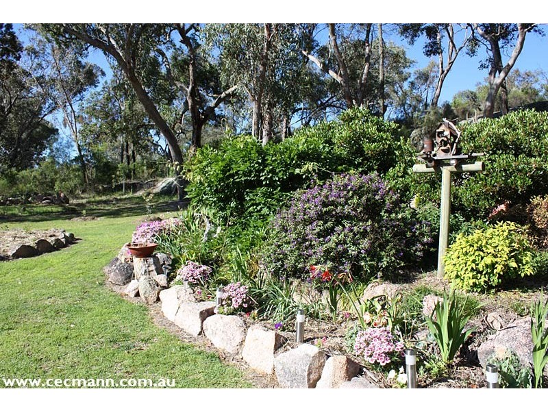 33 Moss Court, Stanthorpe QLD 4380