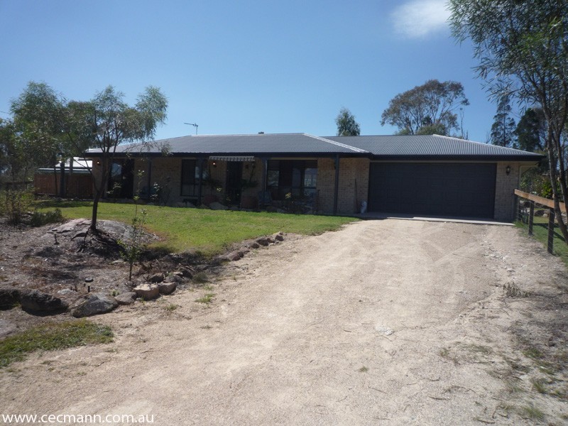 11 Sanderson Road, Stanthorpe QLD 4380