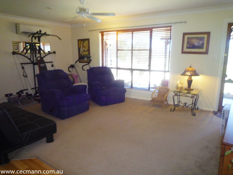 11 Sanderson Road, Stanthorpe QLD 4380