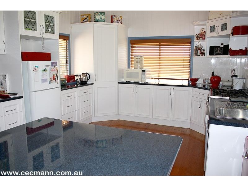 17 Denham Street, Stanthorpe QLD 4380