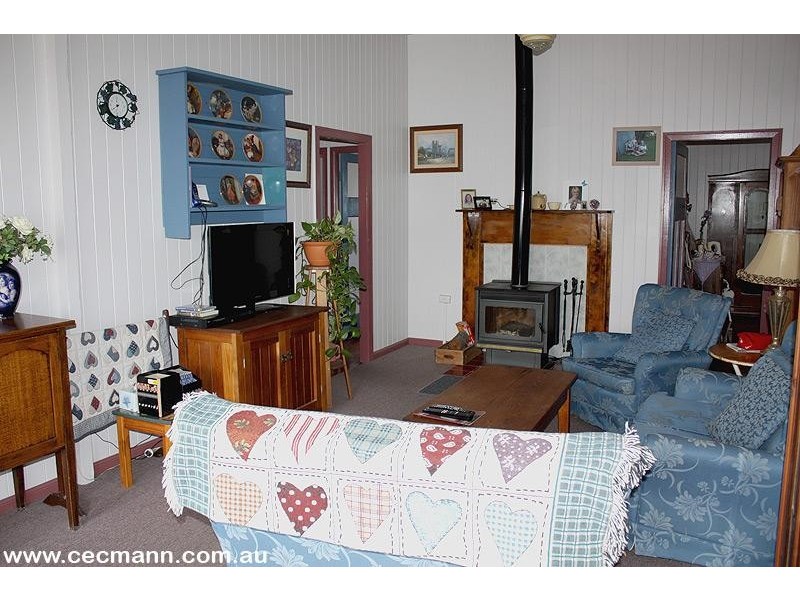 17 Denham Street, Stanthorpe QLD 4380