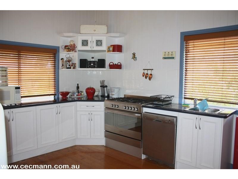 17 Denham Street, Stanthorpe QLD 4380