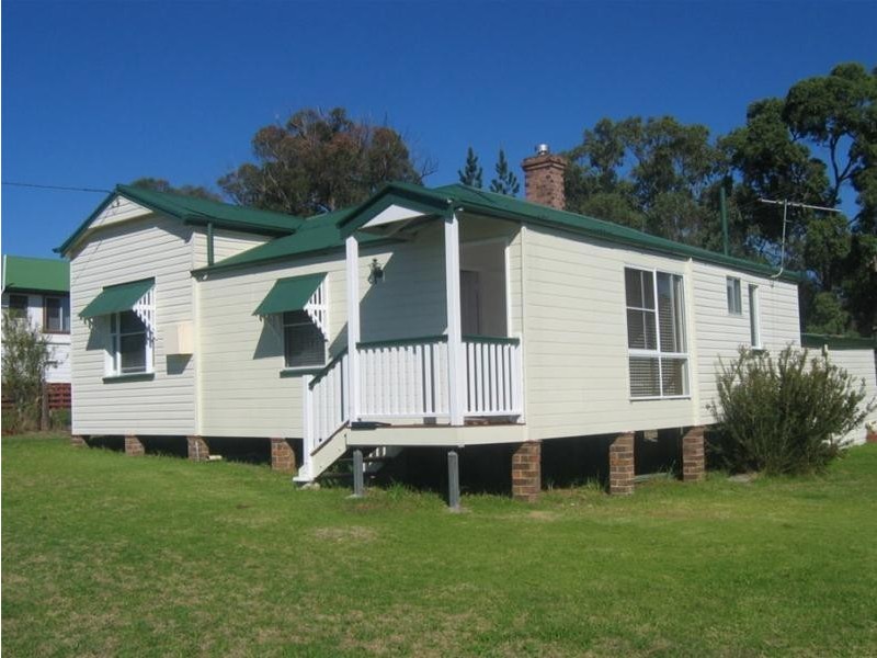 26 McGregor Terrace, Stanthorpe QLD 4380