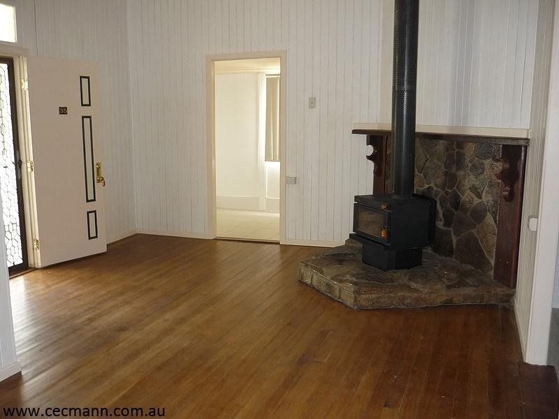 35 Archibald Street, Stanthorpe QLD 4380