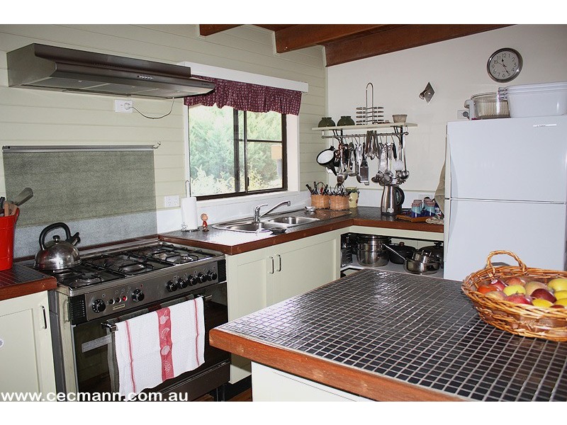 311 Stabiles Road, Stanthorpe QLD 4380