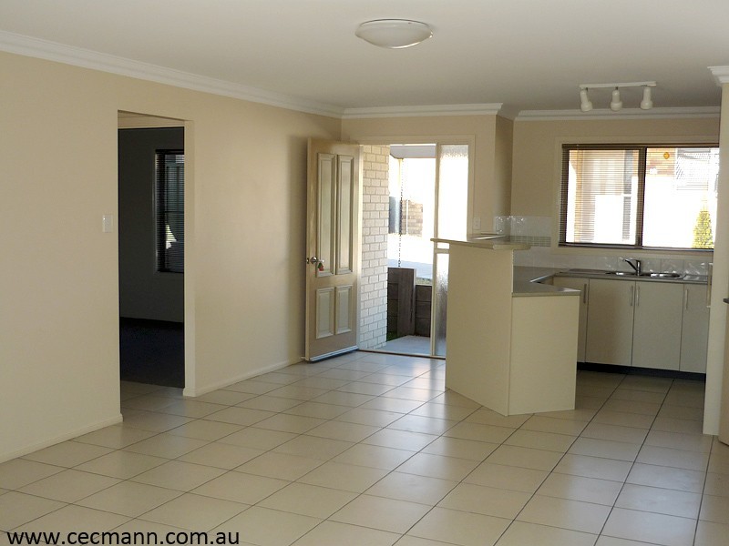 8/21 Wolfram  Street, Stanthorpe QLD 4380