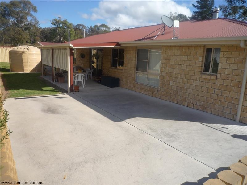 9 Rifle Range Road, Stanthorpe QLD 4380