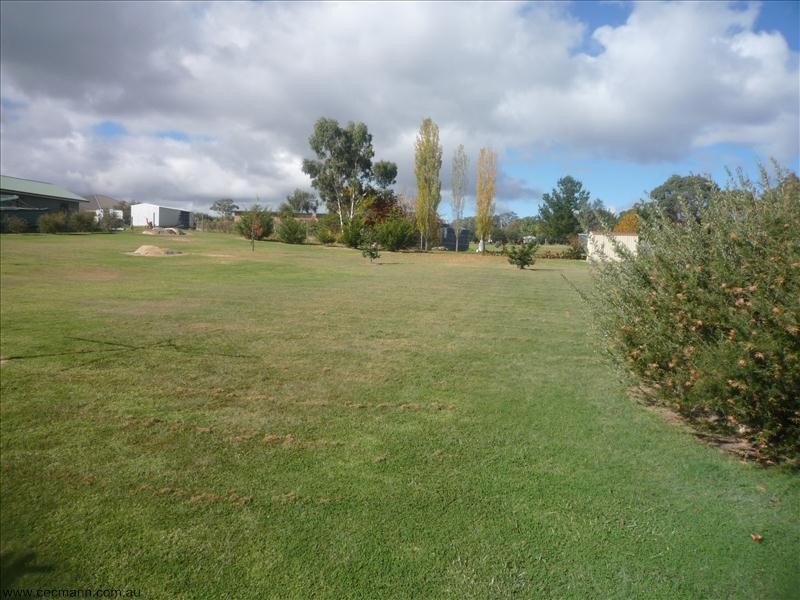 9 Rifle Range Road, Stanthorpe QLD 4380